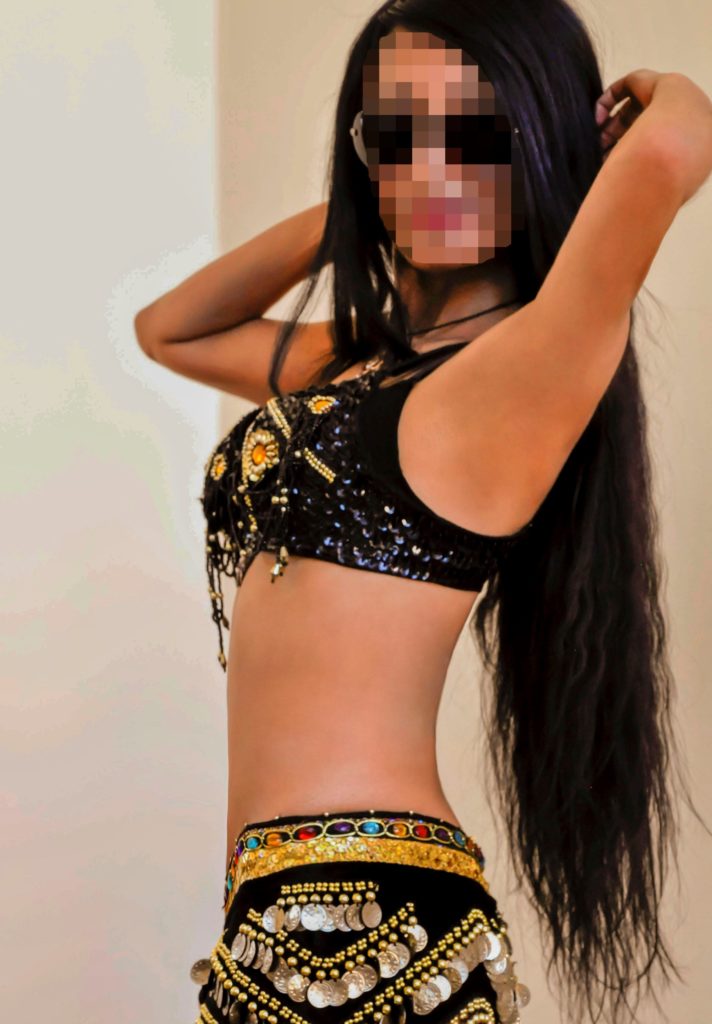 Проститутка Ундина 22 года, у метро Маяковская  +7(911)263-28-58