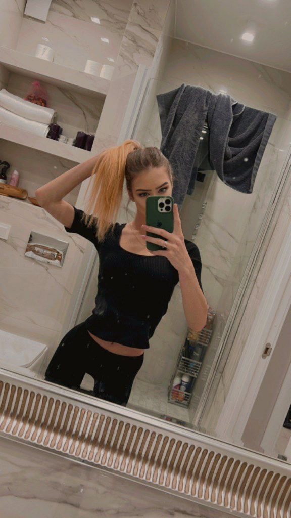 Проститутка Соня 25 лет, у метро Бухарестская  +79812142180