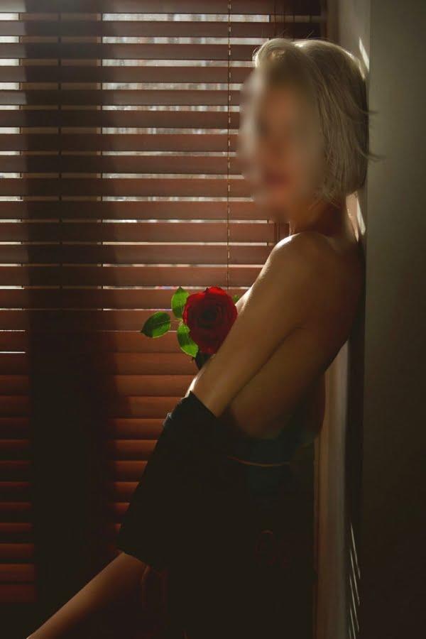 Проститутка Кэт 25 лет, у метро Беговая  +7(931)101-65-23