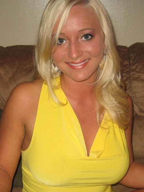 Проститутка Лариса 37 лет, у метро Пролетарская  +7(911)830-07-53