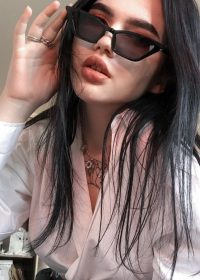 Проститутка Лилия 25 лет, у метро Василеостровская  +7(981)809-84-20 - фото 1