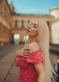 Проститутка Вика 24 года, у метро Московская  +79811363384 - фото 1